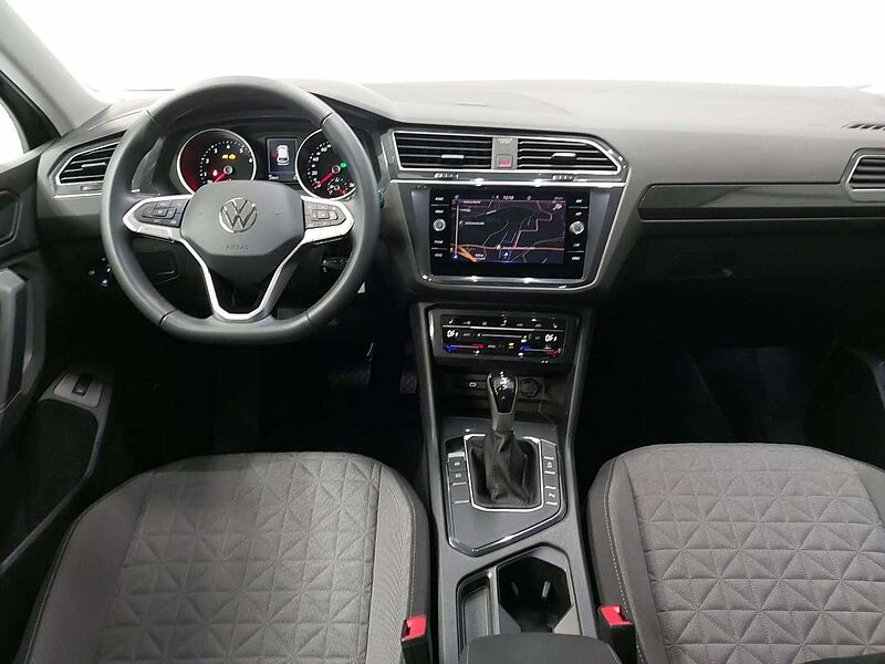 Volkswagen Tiguan TIGUAN 1.5 TSI DSG LIFE NAVI LED WINTER EHECKKLAPP